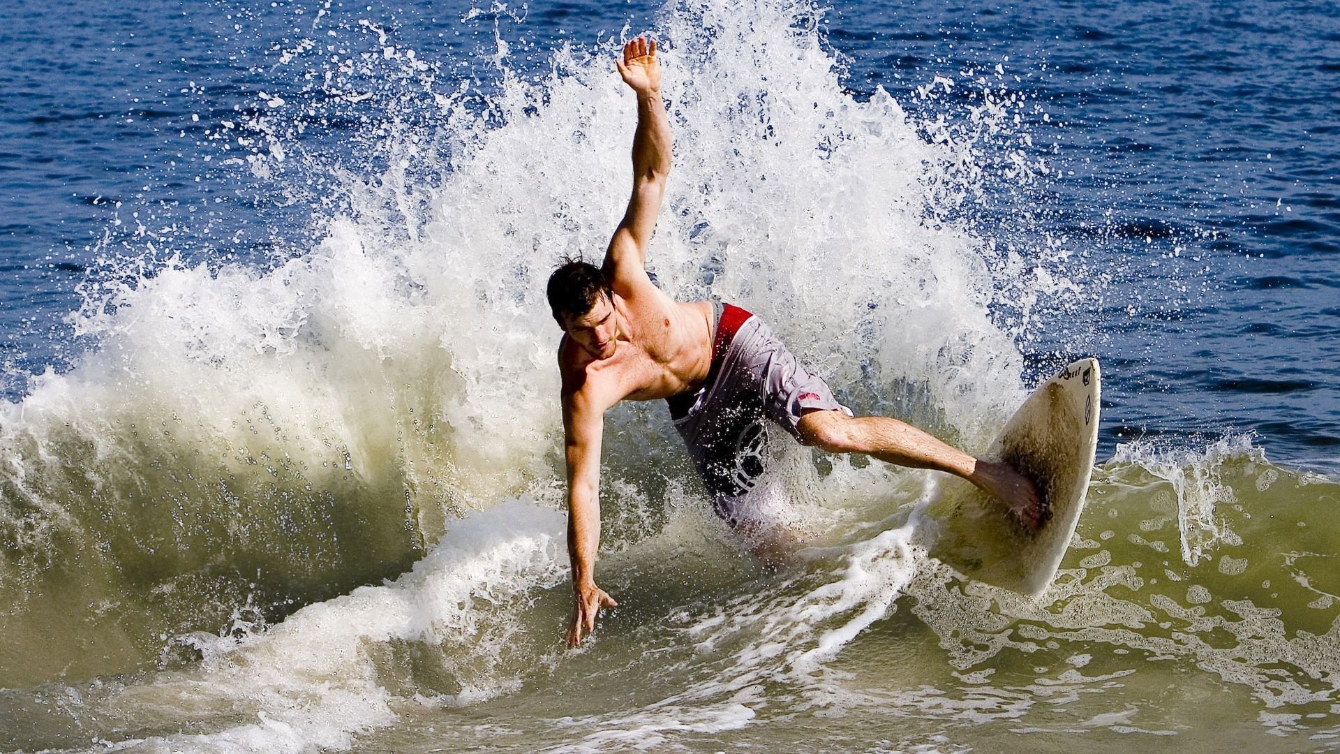 爵士队打出“补锅”精神,坚韧不拔夺胜利,爵士队造对手失误能力